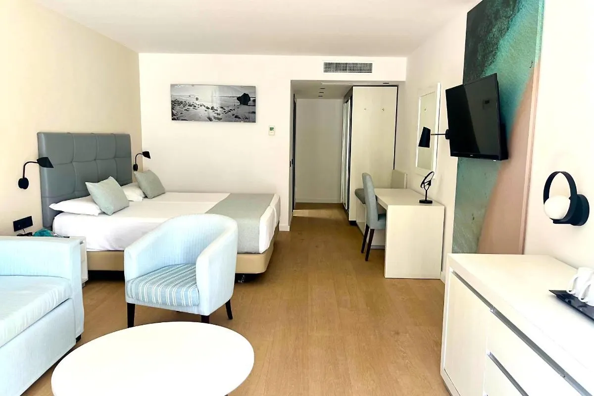 Hotel Las Costas Puerto del Carmen  4*, Puerto del Carmen (Lanzarote) Španělsko