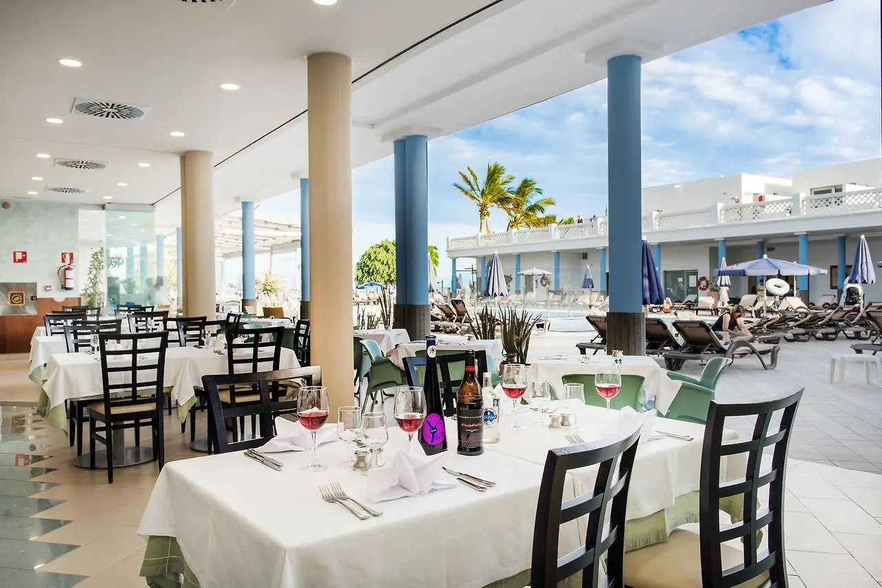 Hotel Las Costas Puerto del Carmen  4*, Puerto del Carmen (Lanzarote) Španělsko